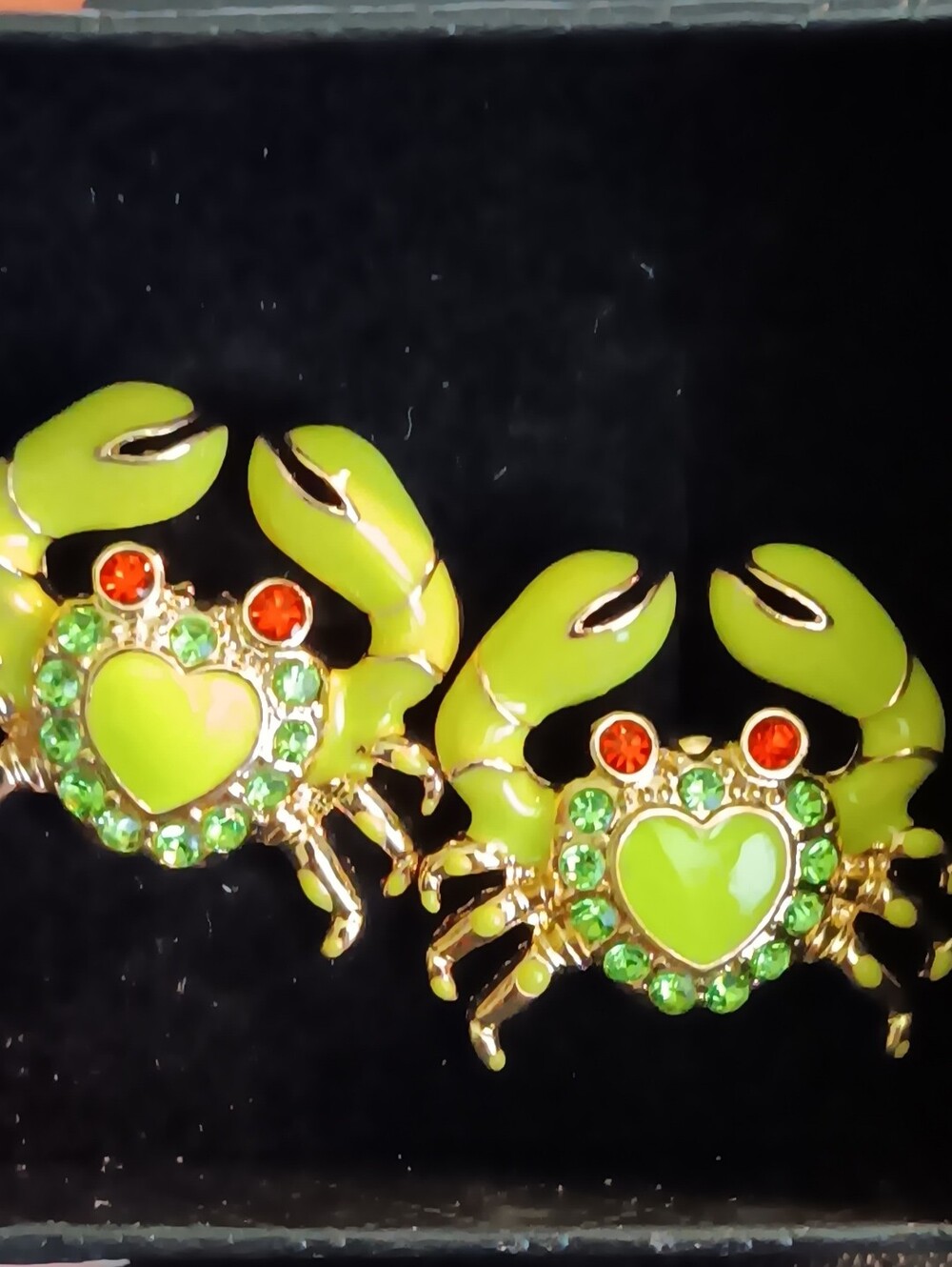 Crab Heart Stud Earrings (New) - Picture 4 of 4